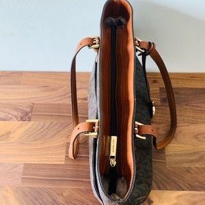 Meet your Posher, Meann